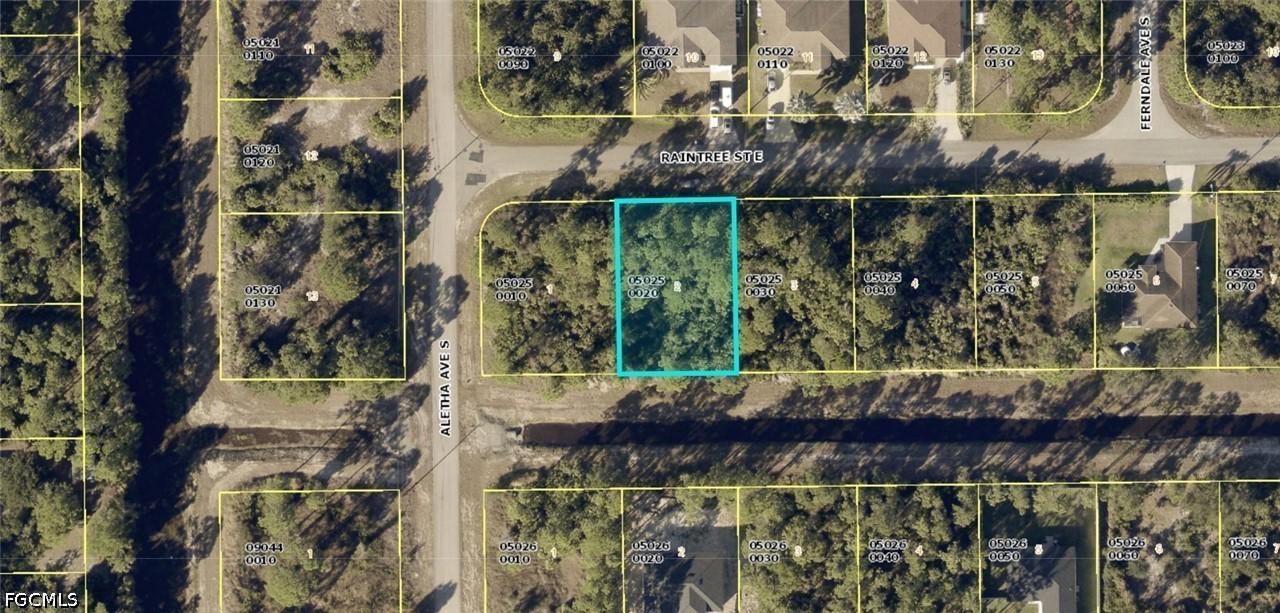 506 Raintree St., Lehigh Acres, FL 33974
