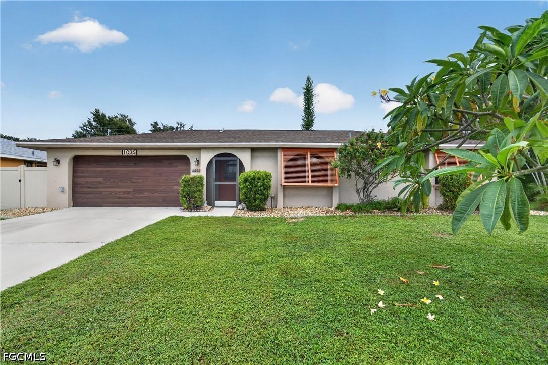 1035 SE 26th Ter., Cape Coral, FL 33904