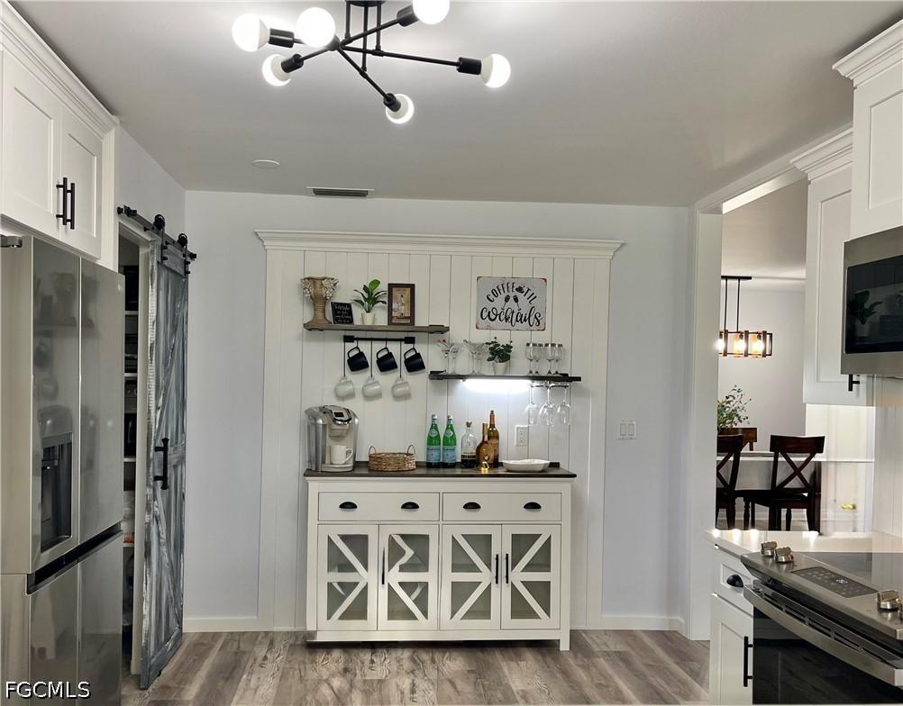 7084 E Brandywine Cir., Fort Myers, FL 33919