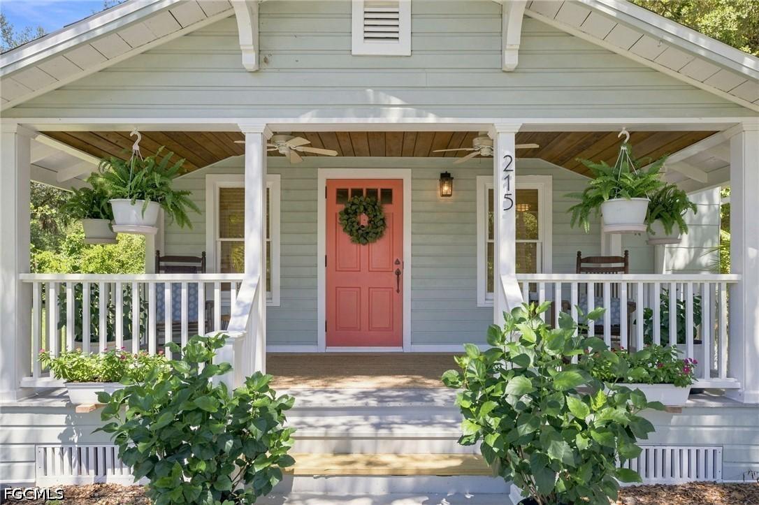 215 Granada Blvd., Fort Myers, FL 33905