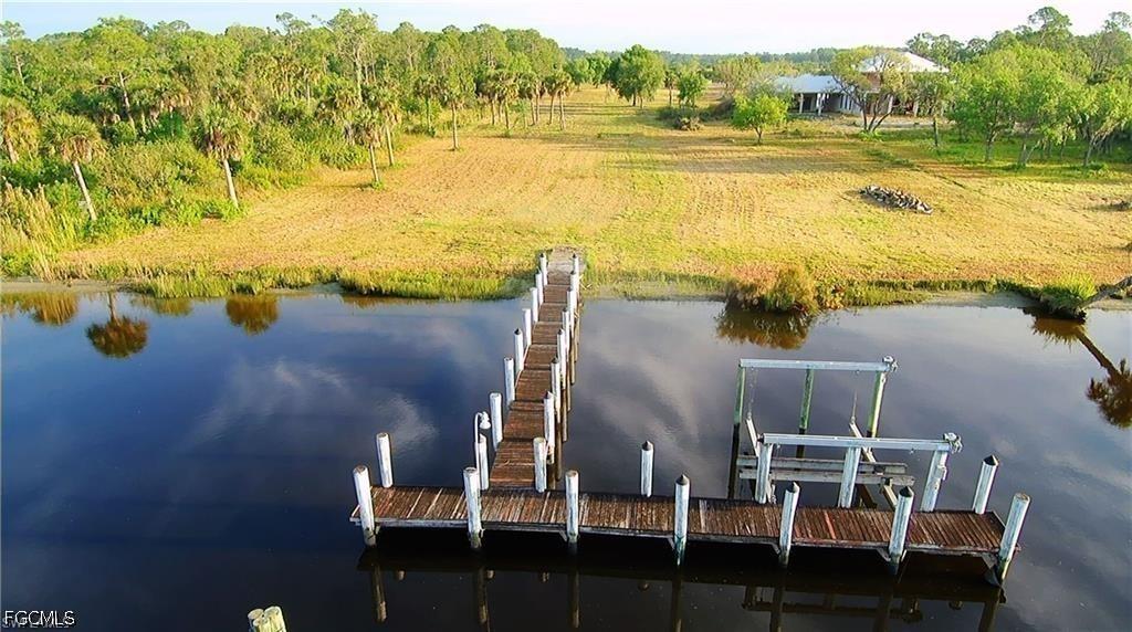 13746 Duke Hwy., Alva, FL 33920