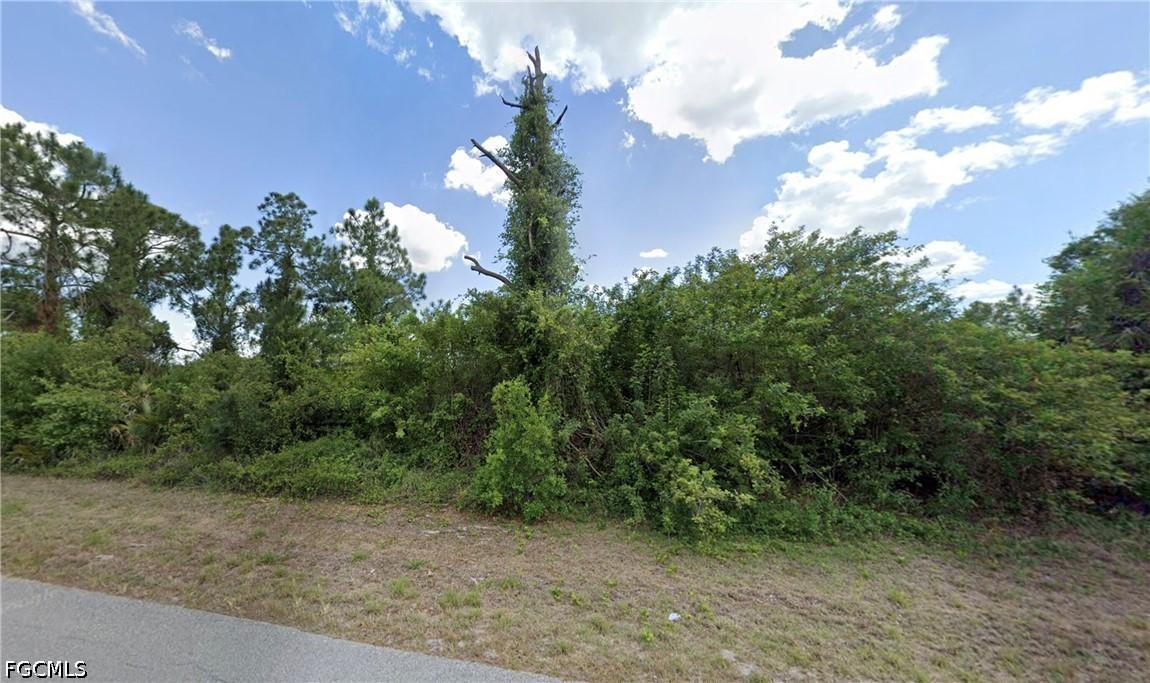 718 Ashland St., Lehigh Acres, FL 33974