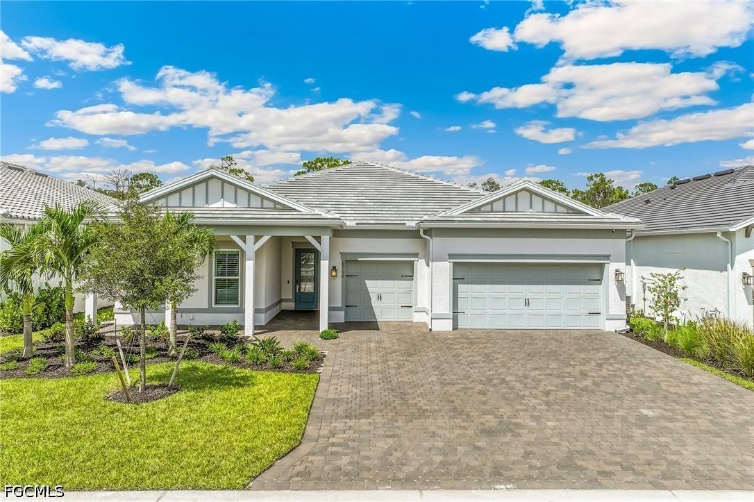 6956 Chapel Creek Ln., North Fort Myers, FL 33917