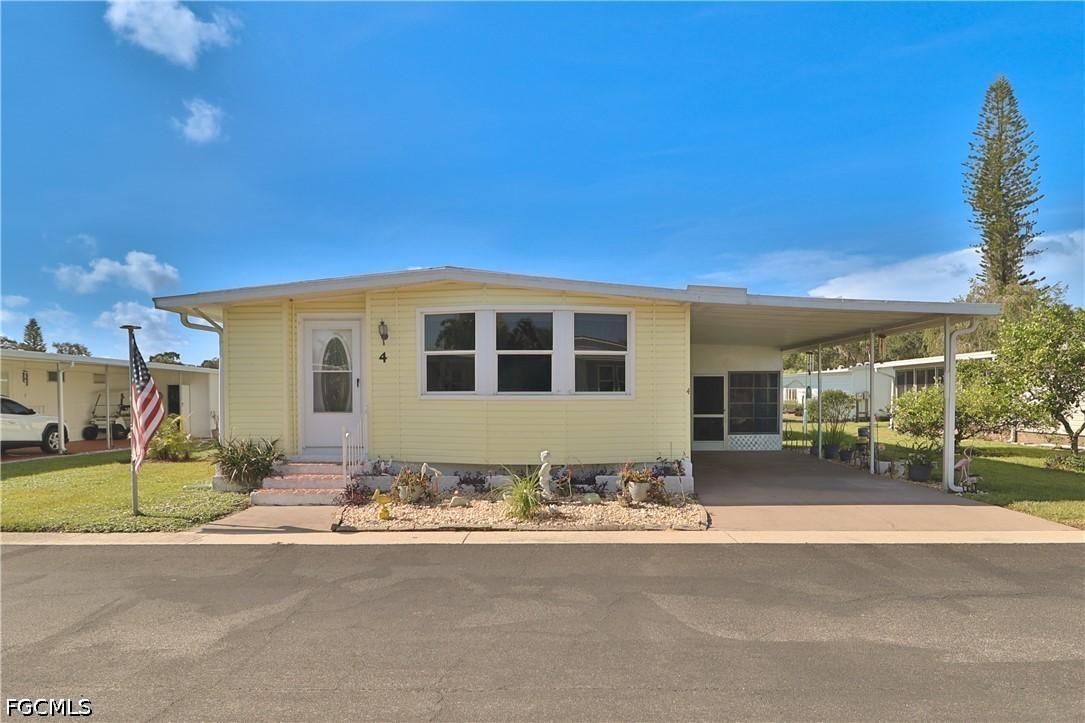 4 Fig St., Alva, FL 33920