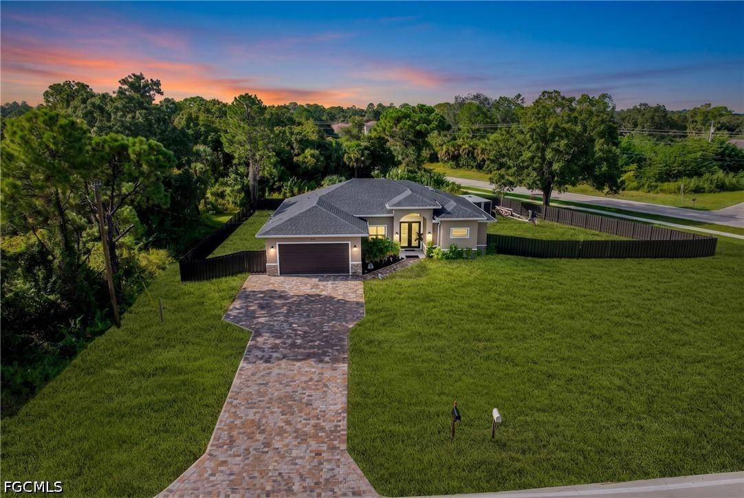 810 Sentinela Blvd., Lehigh Acres, FL 33974