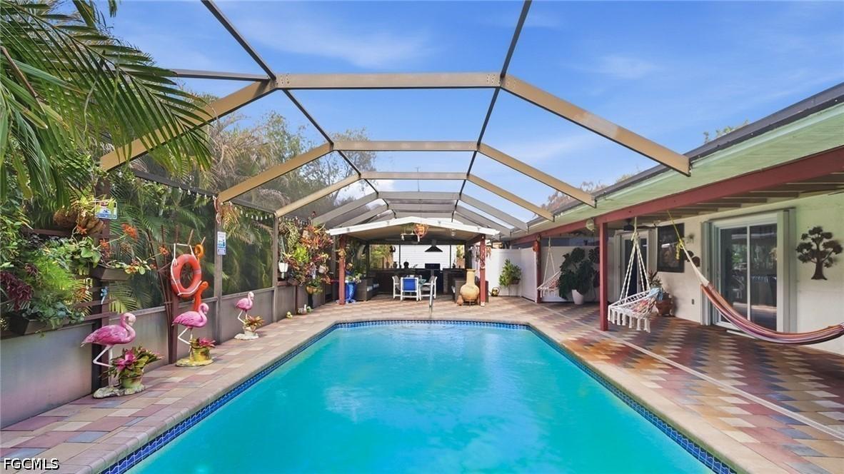 208 Daleview Ave., Lehigh Acres, FL 33936