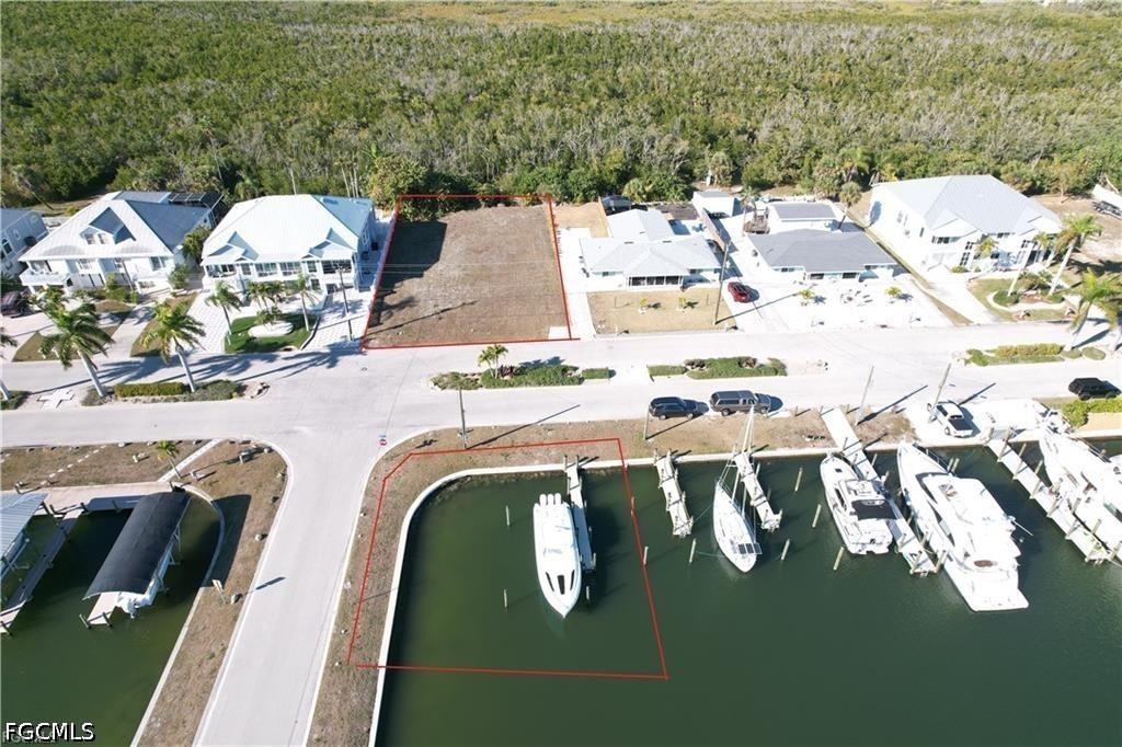 12110/12112 Siesta Dr., Fort Myers Beach, FL 33931