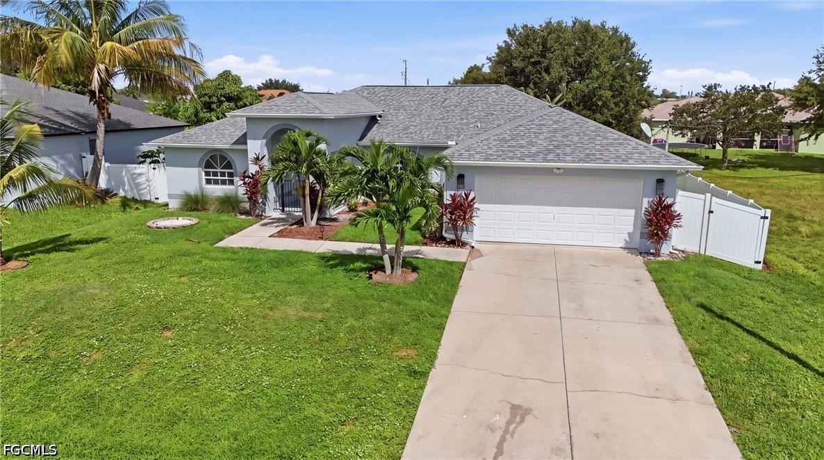 413 NW 17th Pl., Cape Coral, FL 33993