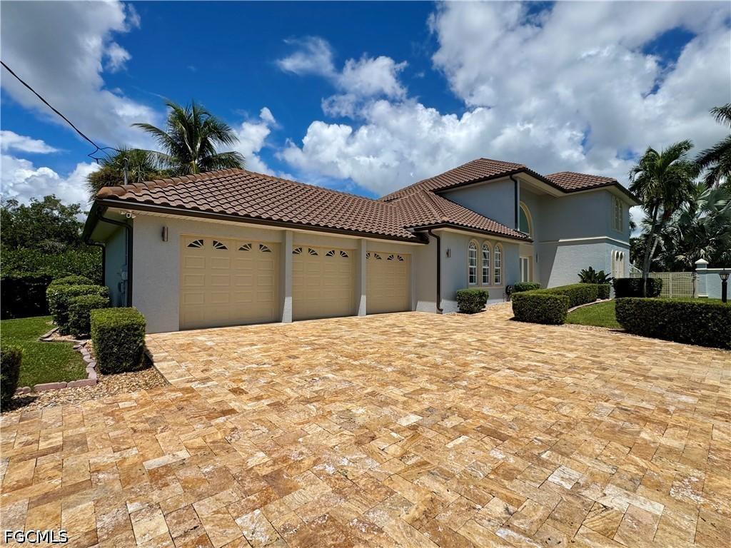 14370 Mcgregor Blvd., Fort Myers, FL 33919