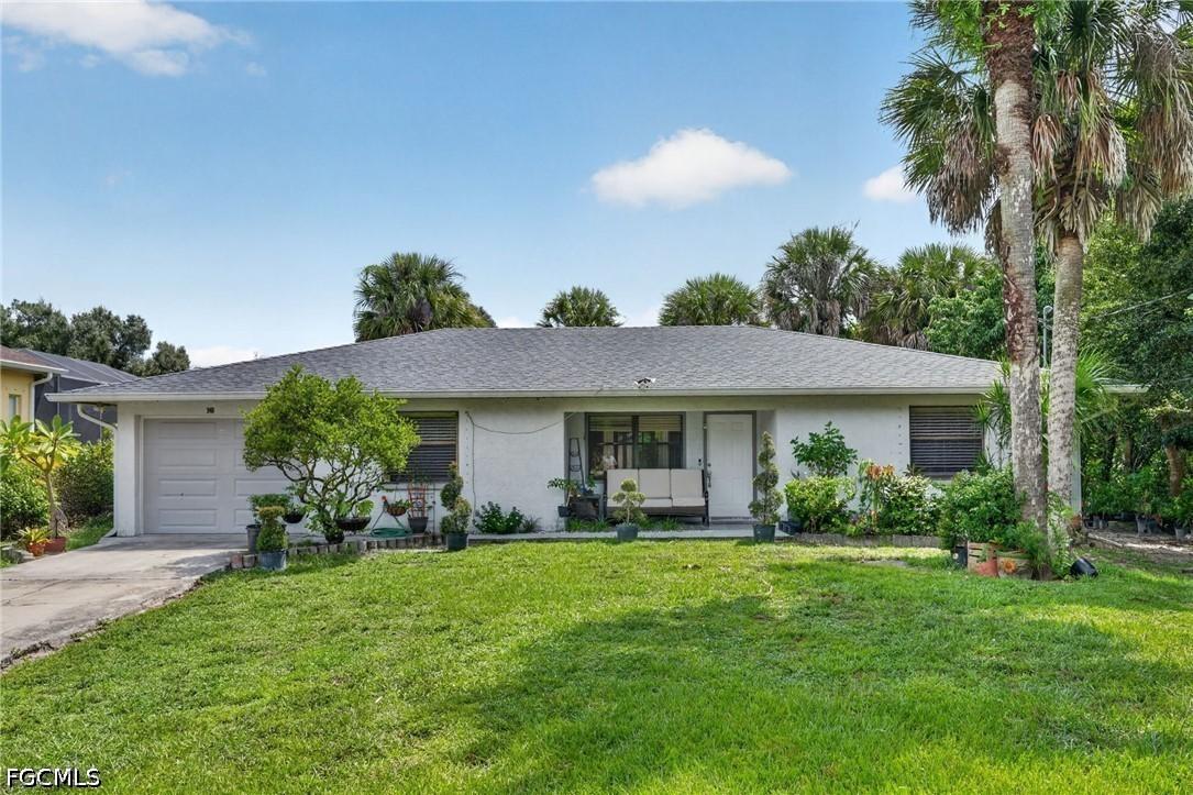 940 17th St., Naples, FL 34117