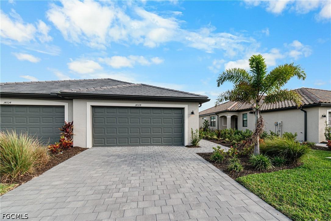 14028 Hunter Oak Dr., Fort Myers, FL 33913