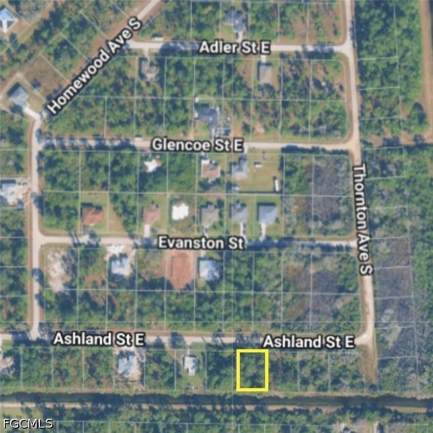 858 Ashland St., Lehigh Acres, FL 33974