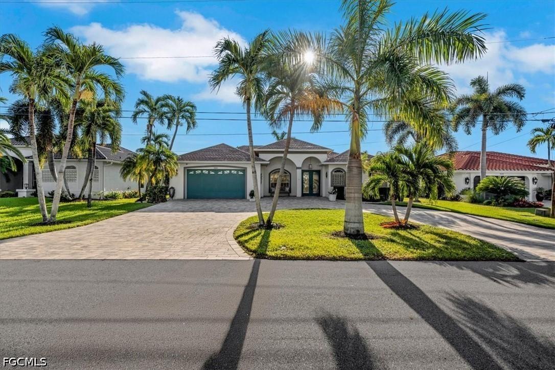 5221 SW 9th Pl., Cape Coral, FL 33914