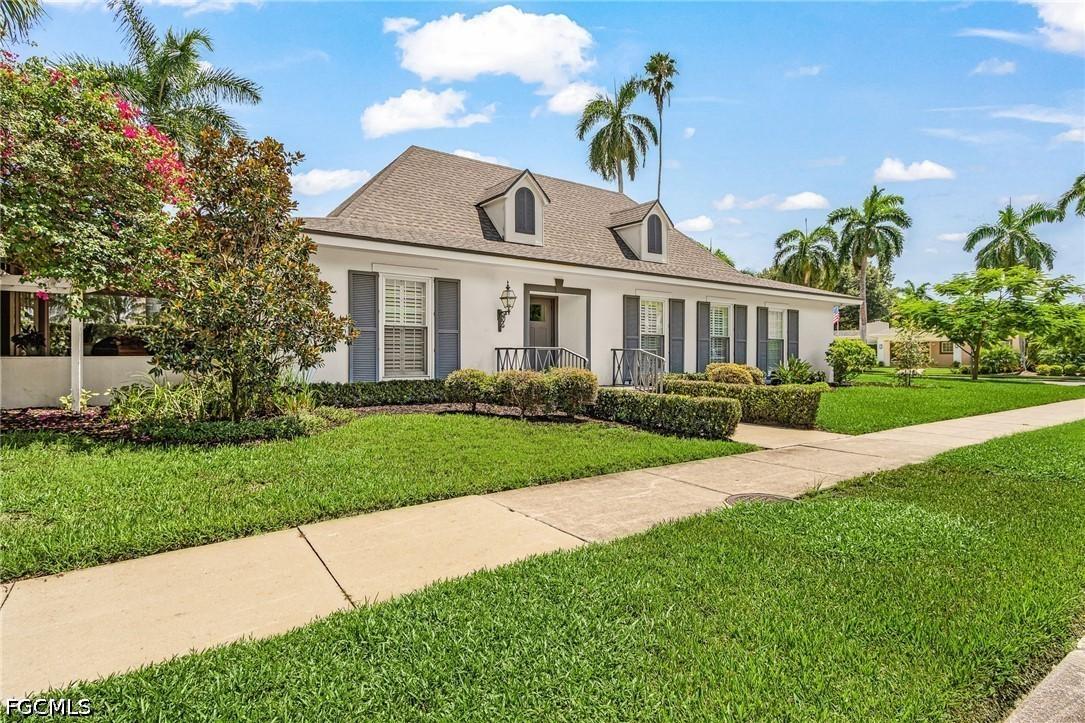 1207 Canterbury Dr., Fort Myers, FL 33901