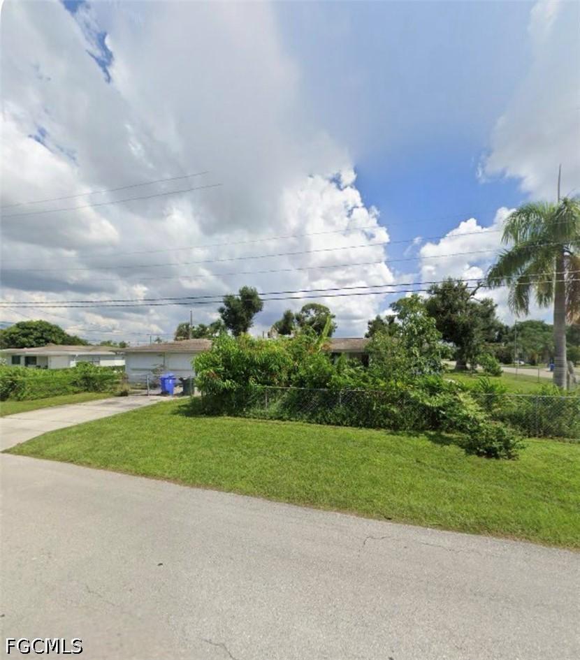 3735 Kelly St., Fort Myers, FL 33901