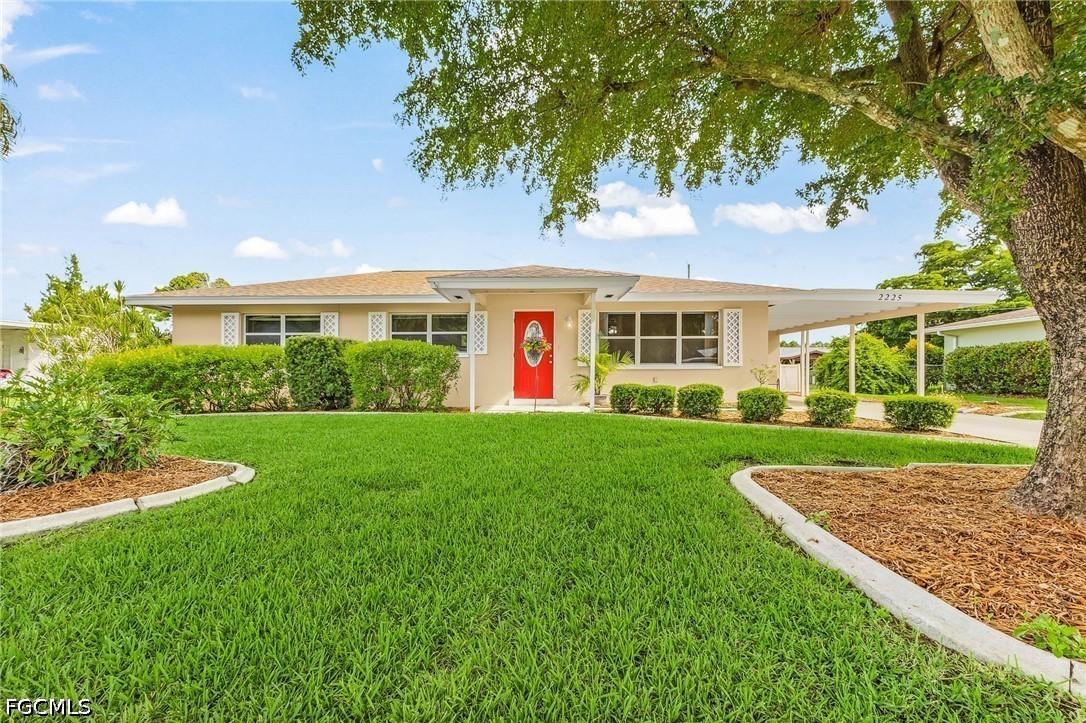 2225 Harvard Ave., Fort Myers, FL 33907
