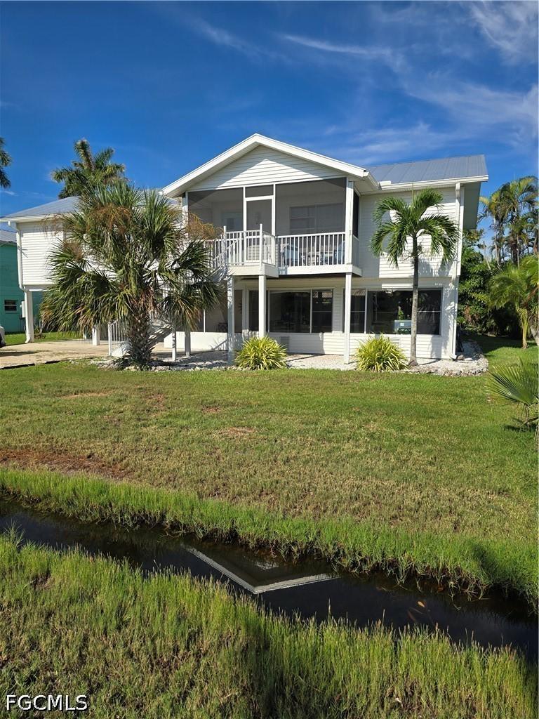 2471 Avocado St., St James City, FL 33956