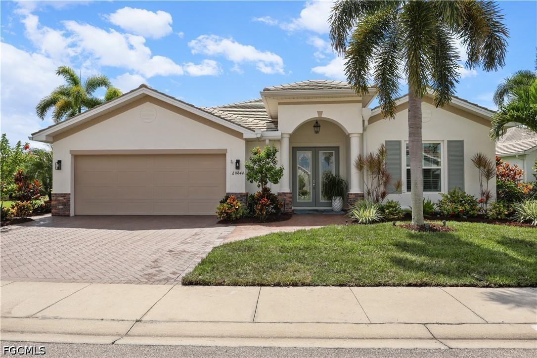 20844 Castle Pines Ct., North Fort Myers, FL 33917