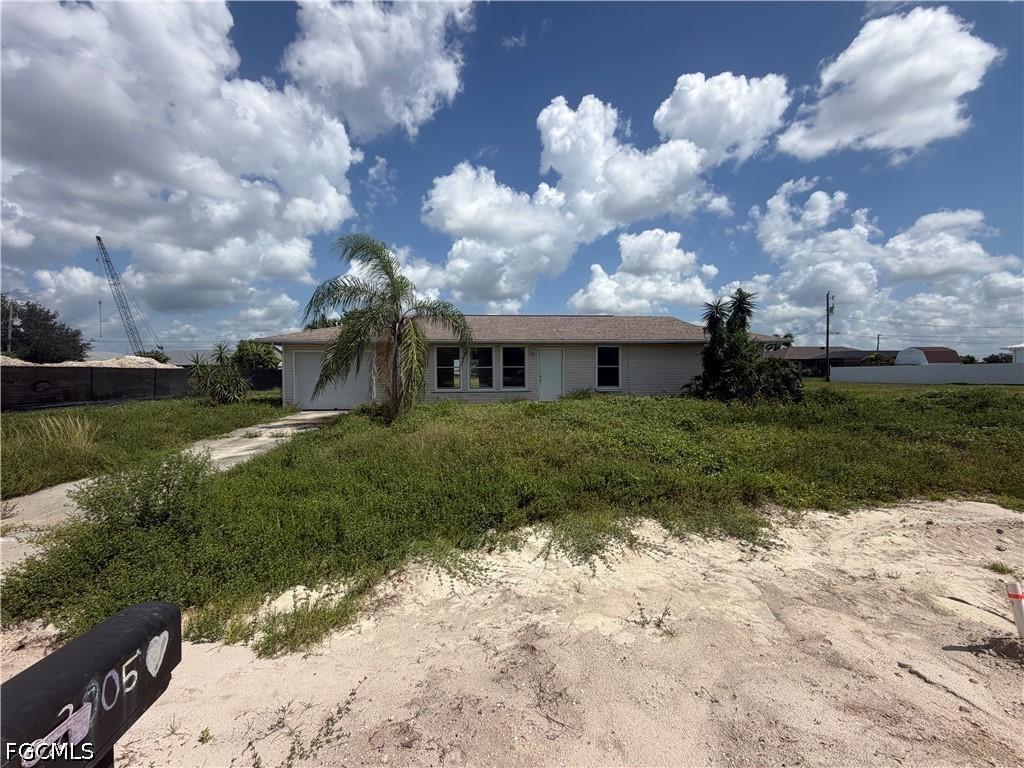 2005 NE 15th Ter., Cape Coral, FL 33909