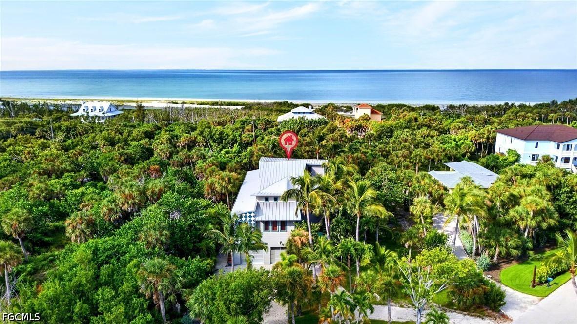 6425 Pine Ave., Sanibel, FL 33957
