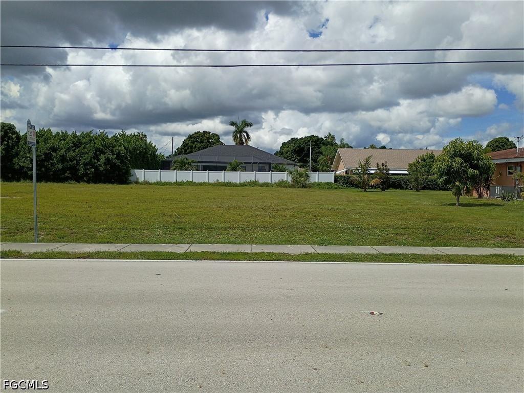 3648 Country Club Blvd., Cape Coral, FL 33904