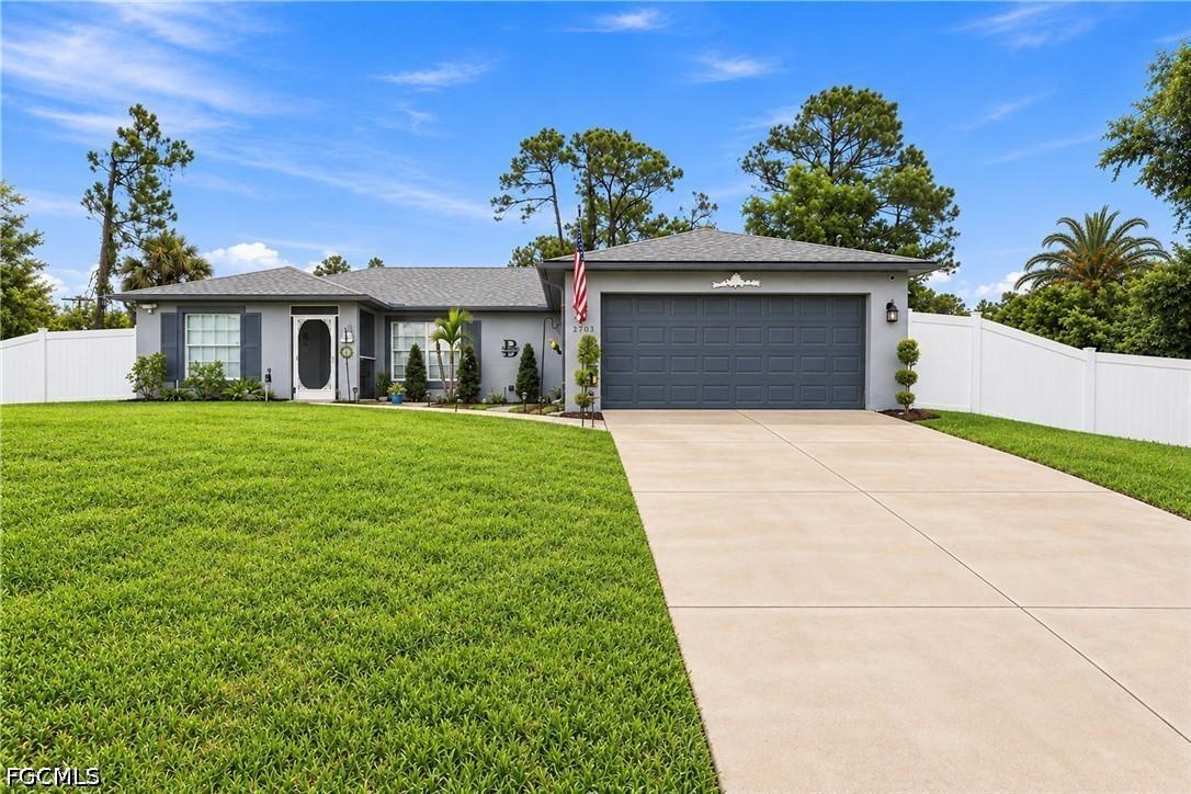 2703 E 8th St., Lehigh Acres, FL 33936