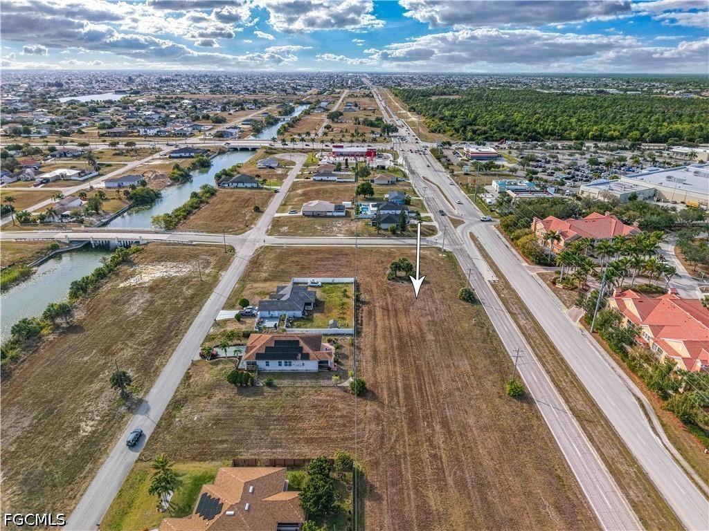 1720 Kismet Pkwy., Cape Coral, FL 33909