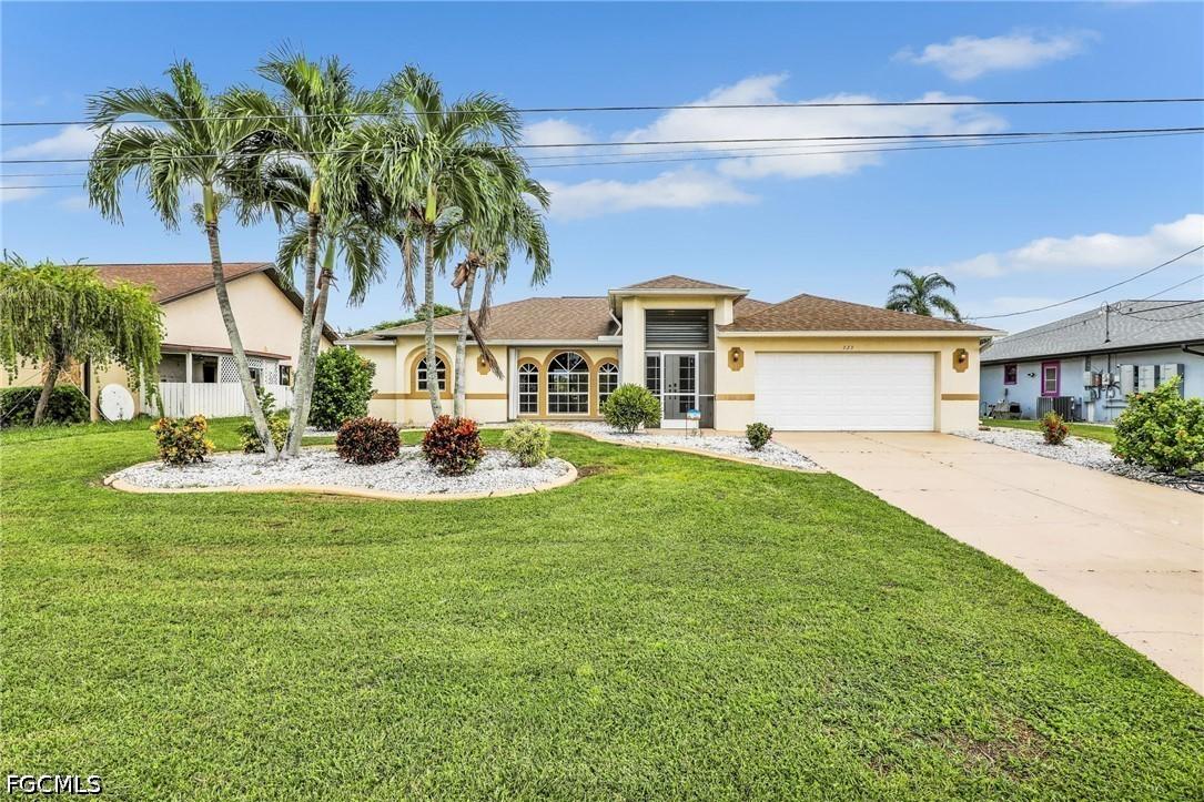 323 SE 9th Ave., Cape Coral, FL 33990
