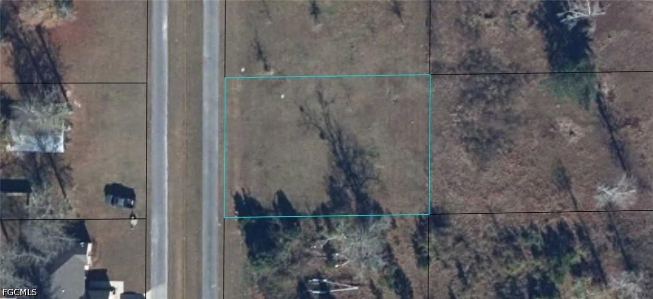 Charlie Gaskin Dr., Wewahitchka, FL 32465