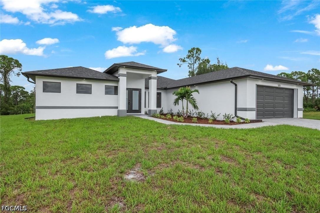 523 Wilmington Pkwy., Cape Coral, FL 33993