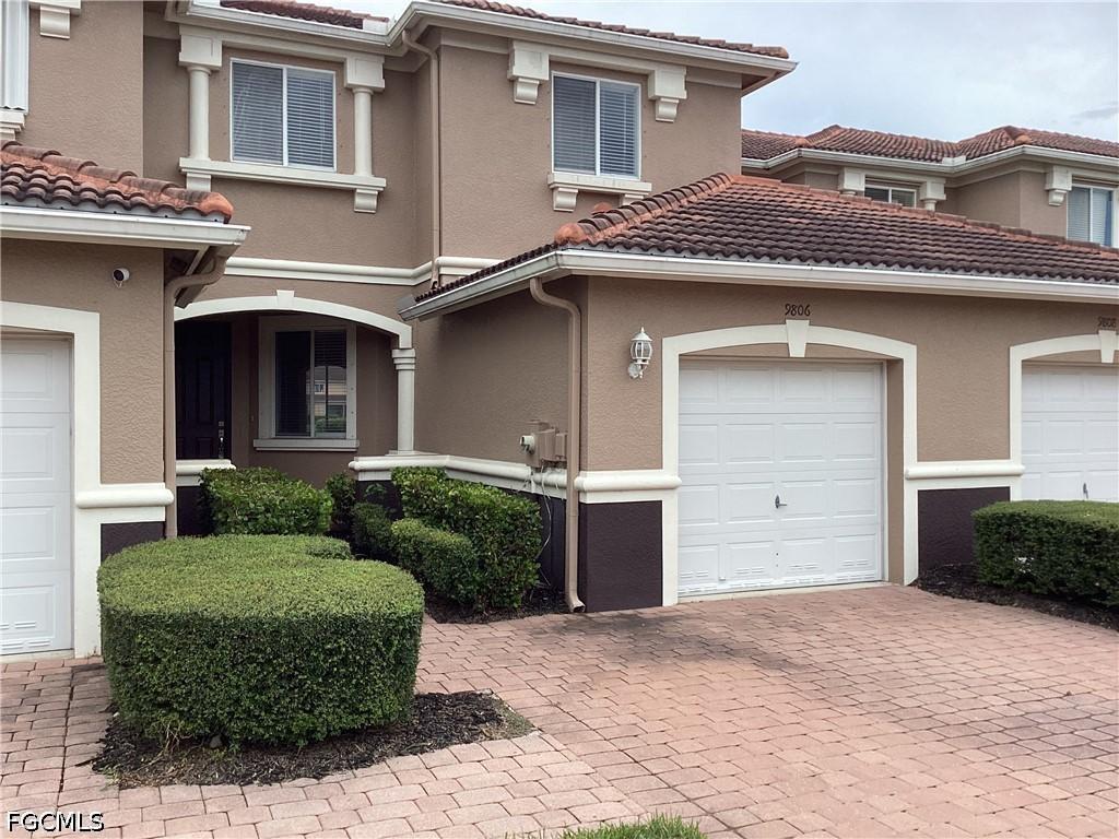 9806 N Roundstone Cir., Fort Myers, FL 33967