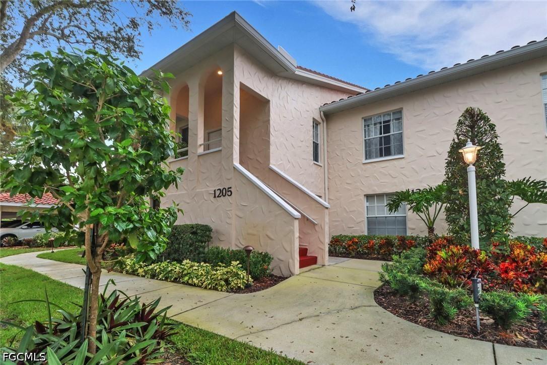 100 Siena Way #1201, Naples, FL 34119