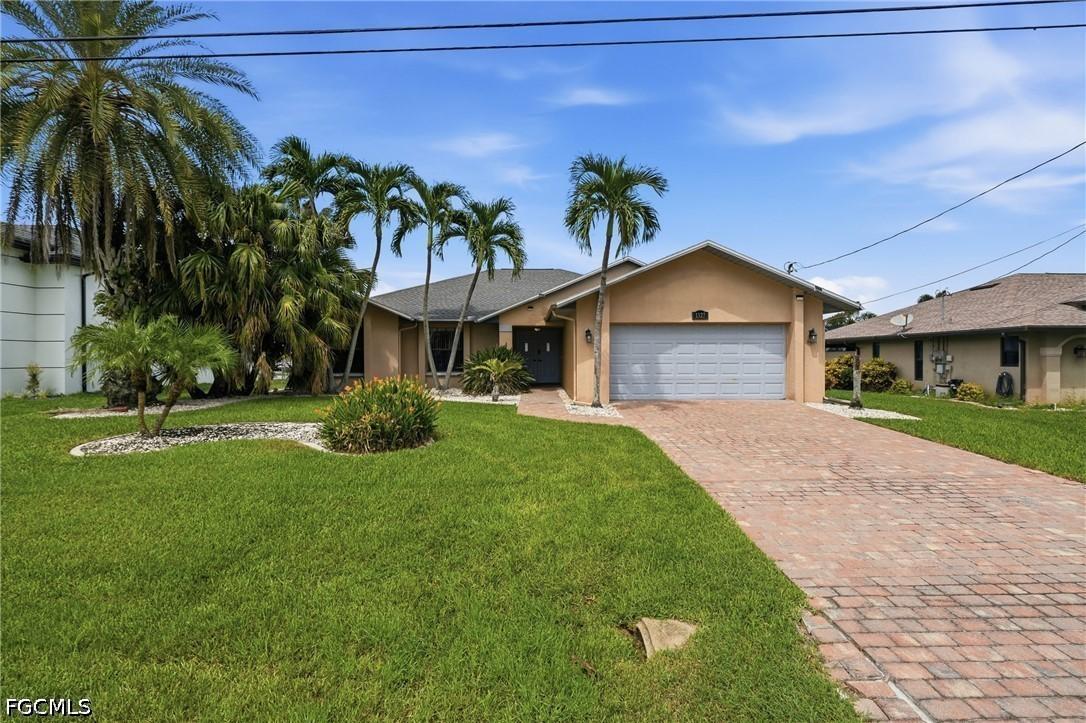 1327 SE 17th St., Cape Coral, FL 33990