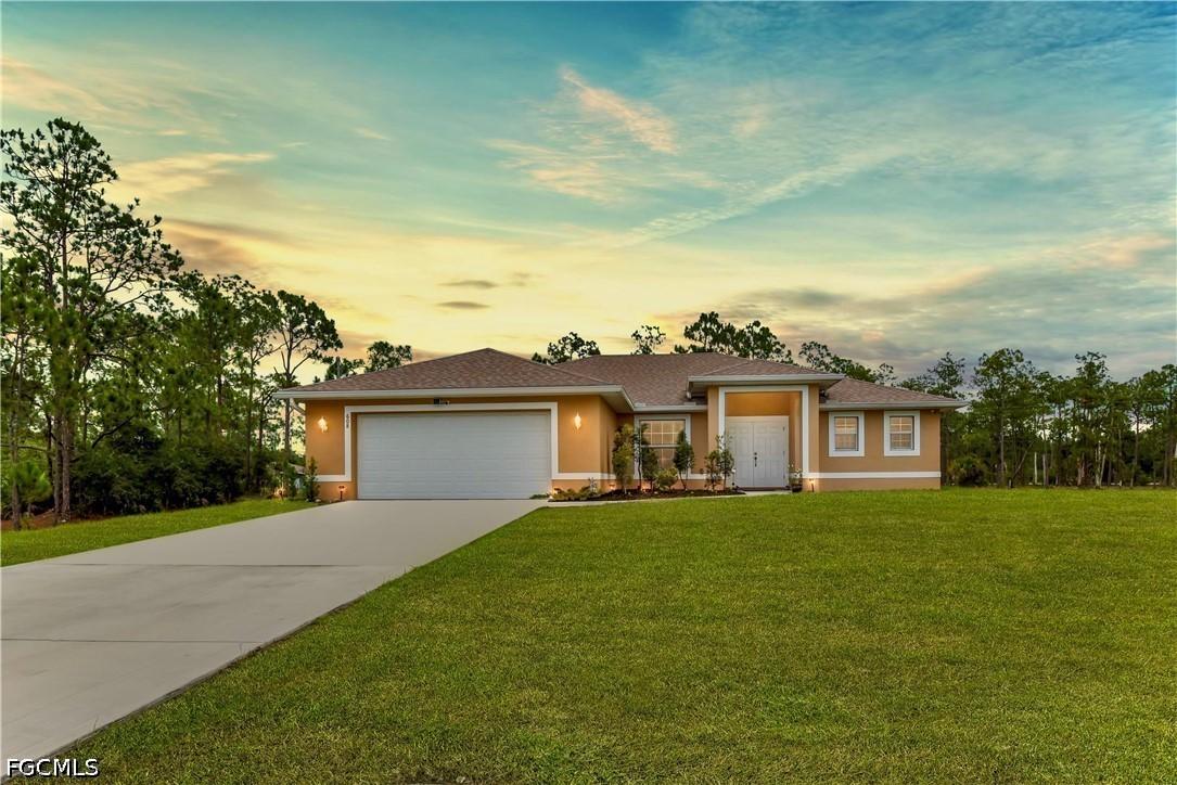 608 Truman Ave., Lehigh Acres, FL 33972