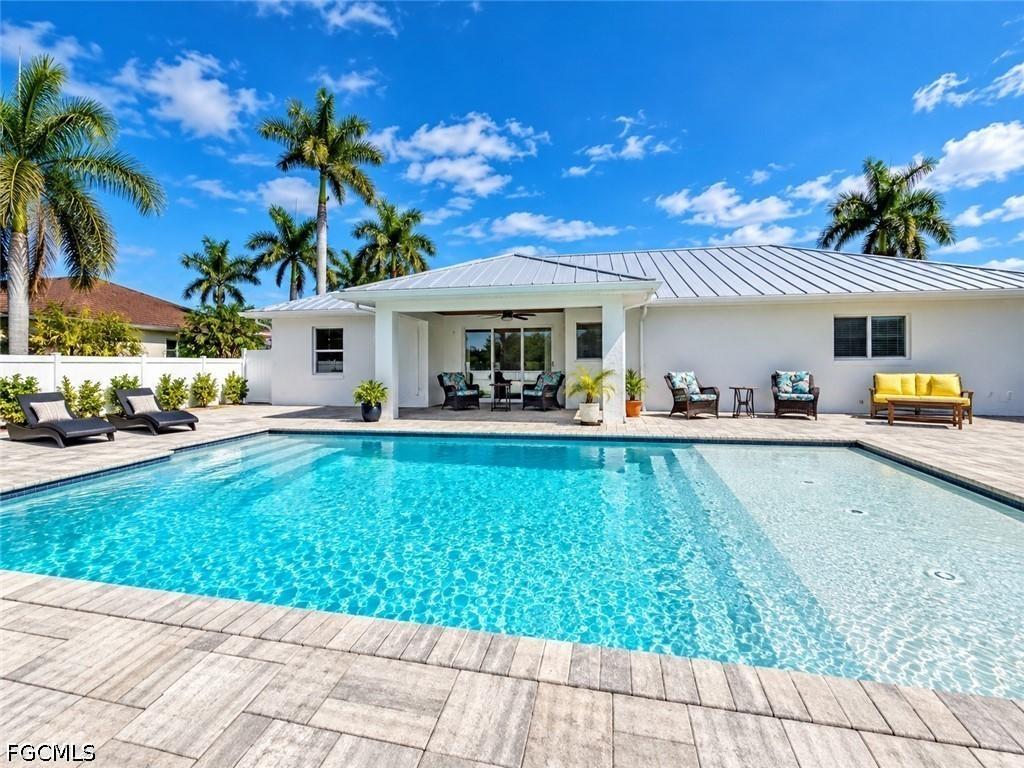 216 NW 31st Pl., Cape Coral, FL 33993
