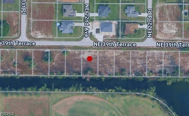 2148 NE 39th Ter., Cape Coral, FL 33909