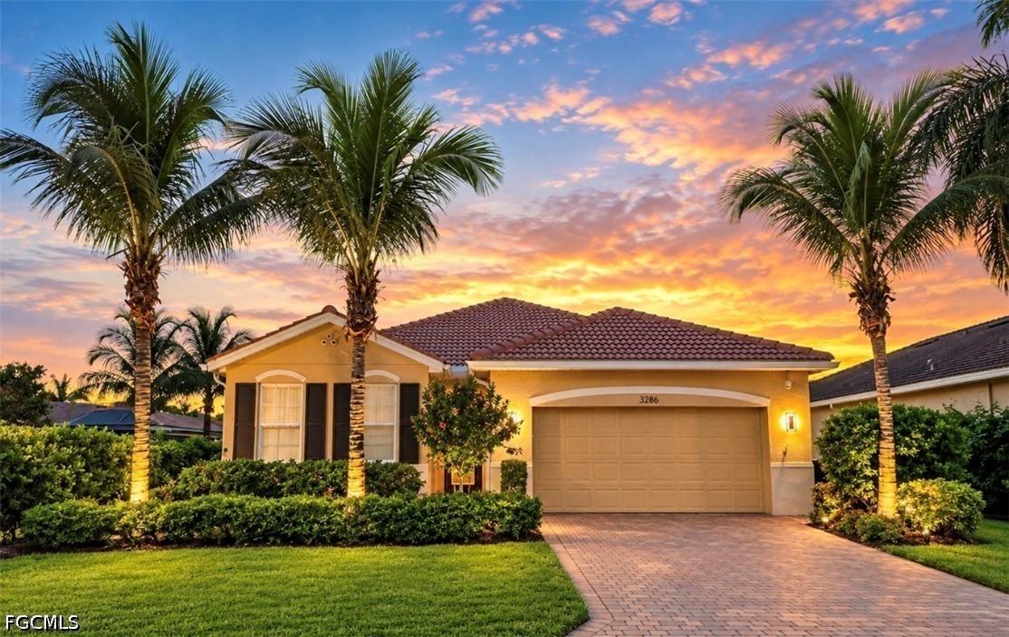 3286 Birchin Ln., Fort Myers, FL 33916