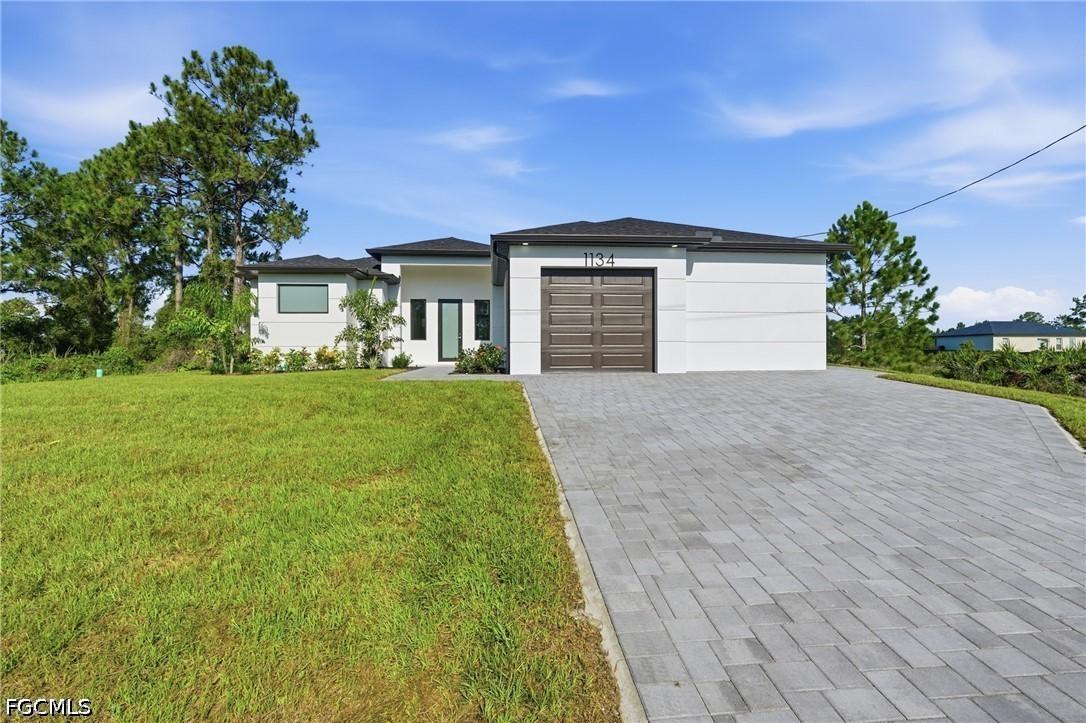 1134 Holmes Ave., Lehigh Acres, FL 33974
