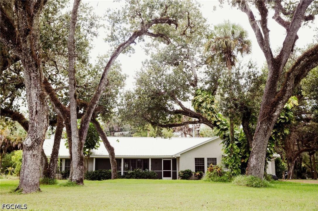 4055 County Rd 78, Fort Denaud, FL 33935