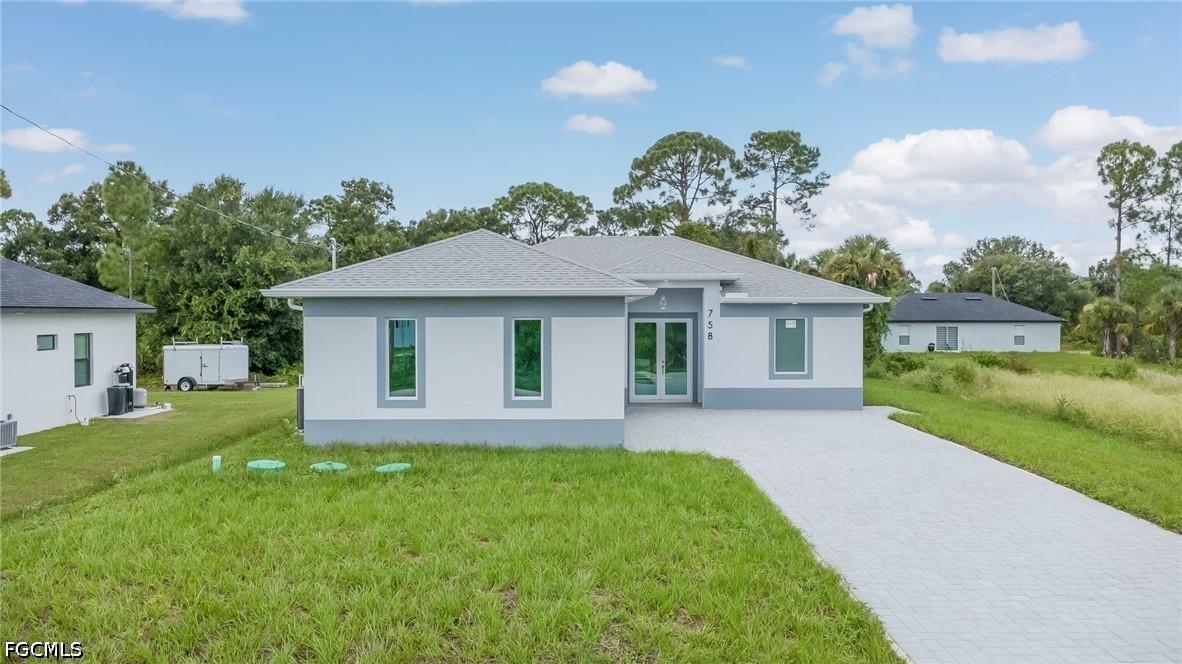 758 Bianca Ave., Lehigh Acres, FL 33974