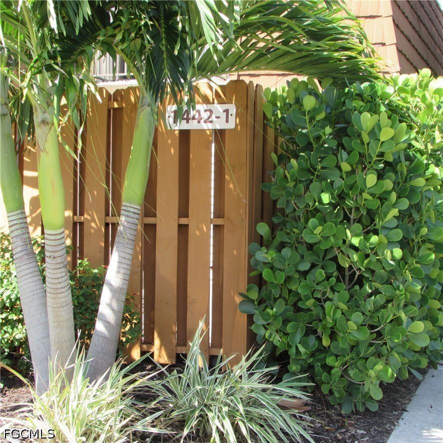1442 Park Shore Cir. #1, Fort Myers, FL 33901