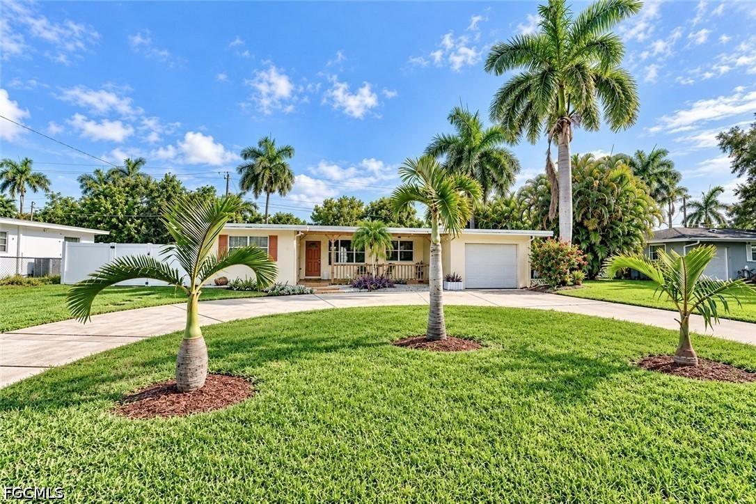 1443 Ricardo Ave., Fort Myers, FL 33901