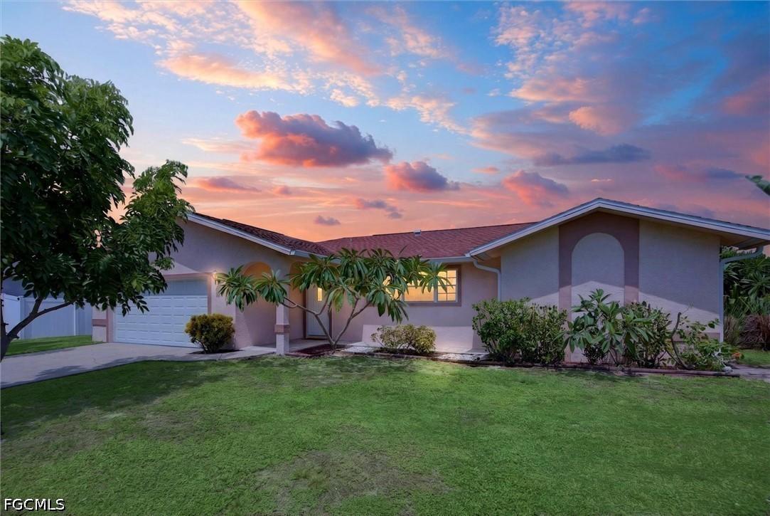 305 SE 27th Ter., Cape Coral, FL 33904
