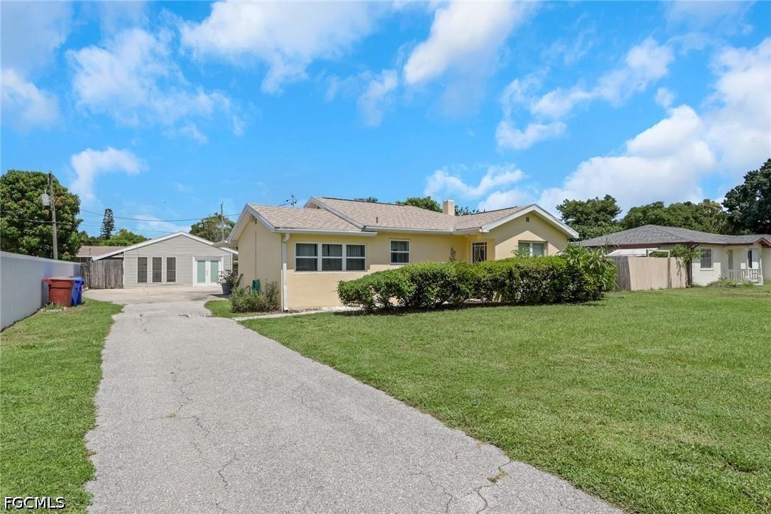 1857 Sunset Pl., Fort Myers, FL 33901