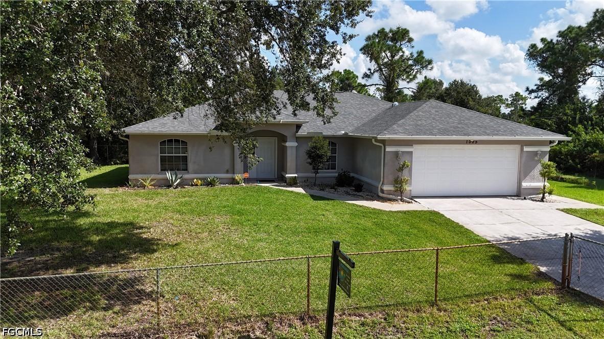 1025 Iris St., Lehigh Acres, FL 33974