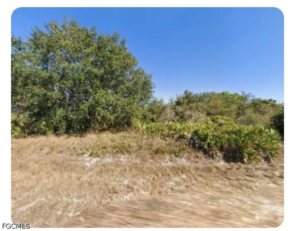 1316 Poinsettia Ave., Lehigh Acres, FL 33972