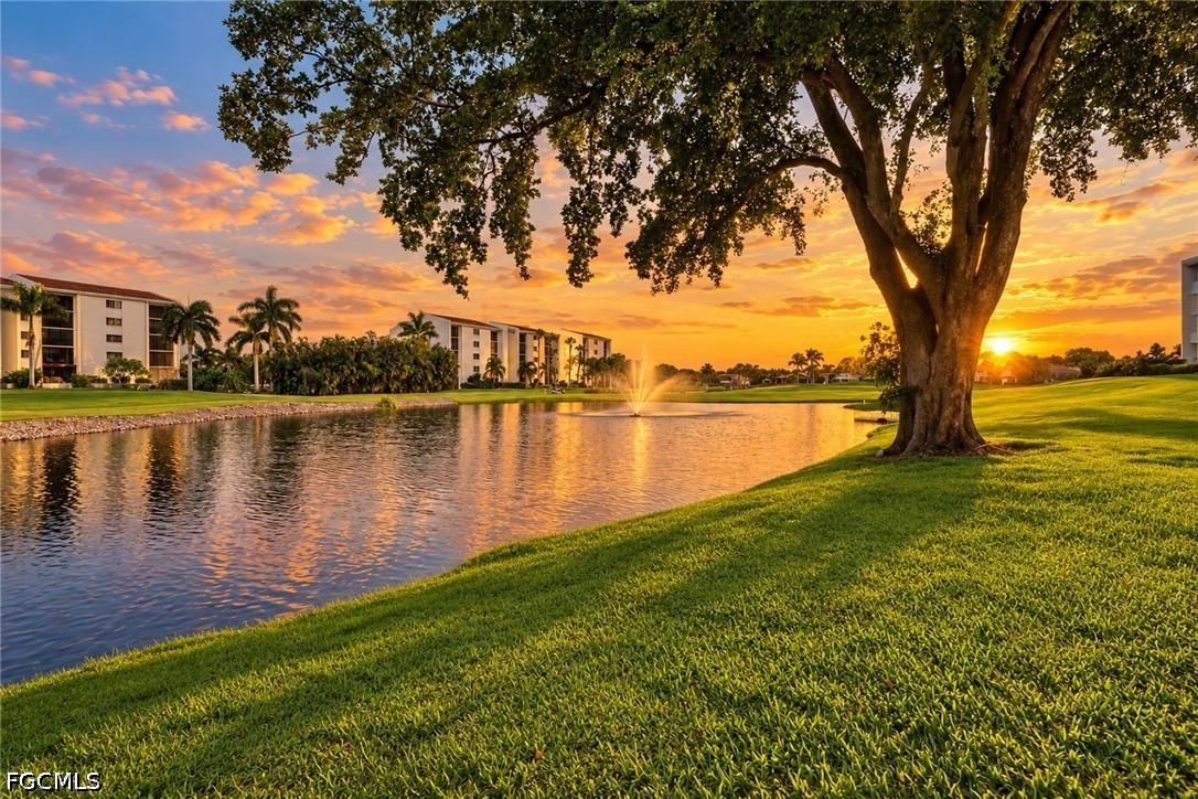 9900 Sunset Cove Ln. #117, Fort Myers, FL 33919