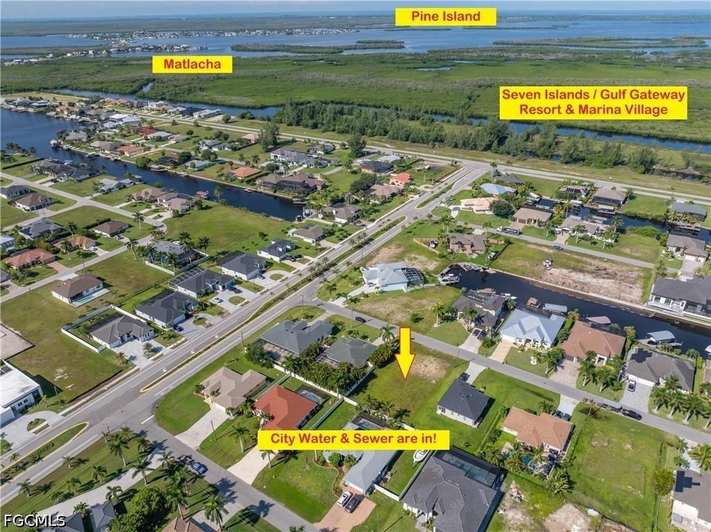 9 NW 38th Pl., Cape Coral, FL 33993