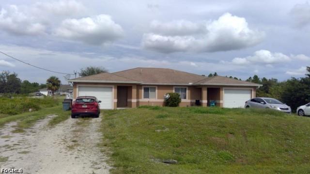 917/919 Chenault St., Lehigh Acres, FL 33974
