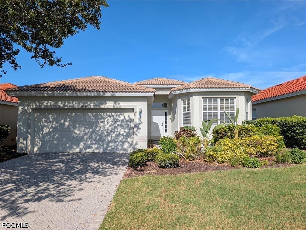 13945 Village Creek Dr., Fort Myers, FL 33908